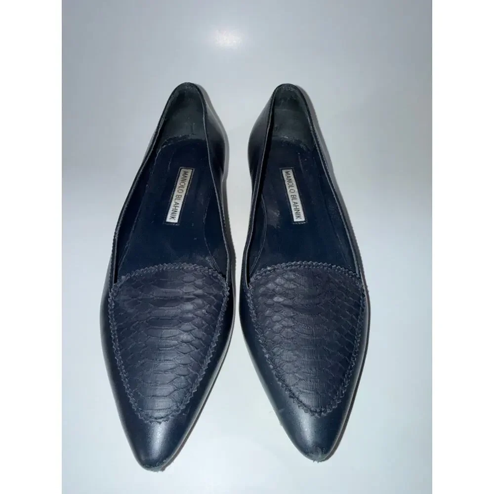 Manolo Blahnik Agos Navy Suede & Snake Leather Flat size 37